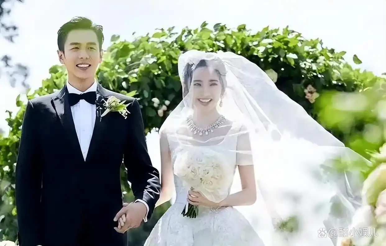 娱乐圈夫妻有哪些照片_陆毅鲍蕾婚礼_陆毅鲍蕾爱情故事
