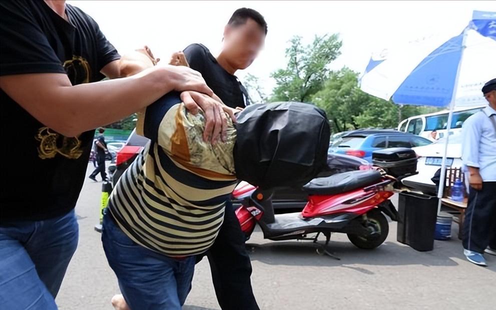 打假网红法律风险_看抖音网红黑料最多的是谁,_舆情敲诈罪案例