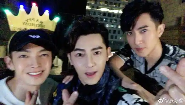汪东城是否退出娱乐圈_辰亦儒40岁生日感想_吴尊飞轮海合体可能性
