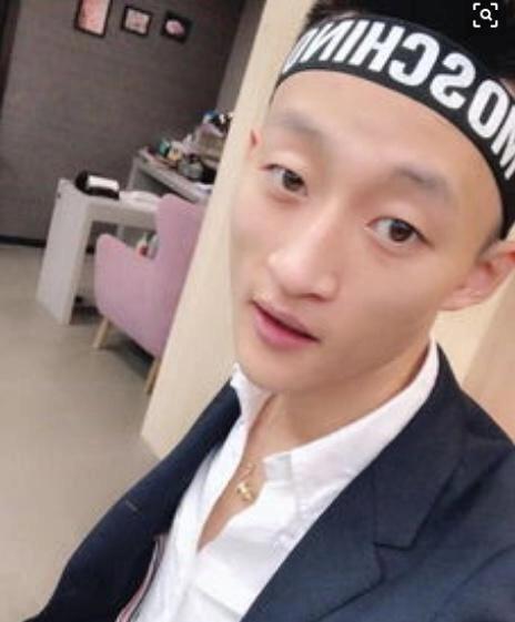 五哥与快手官方深度长谈_快手抖音网红黑料在哪里找的啊,_快手五哥投诉负能量网红