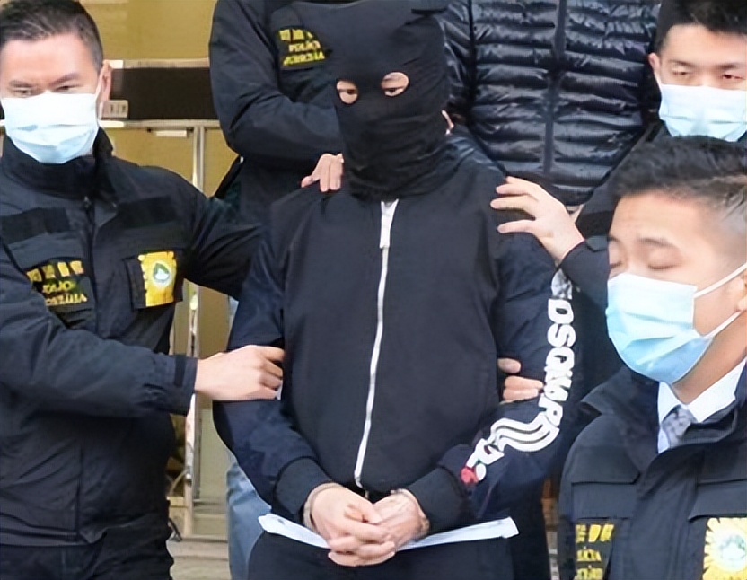 安以轩婚姻变化_安以轩进娱乐圈时间_安以轩老公负债300亿